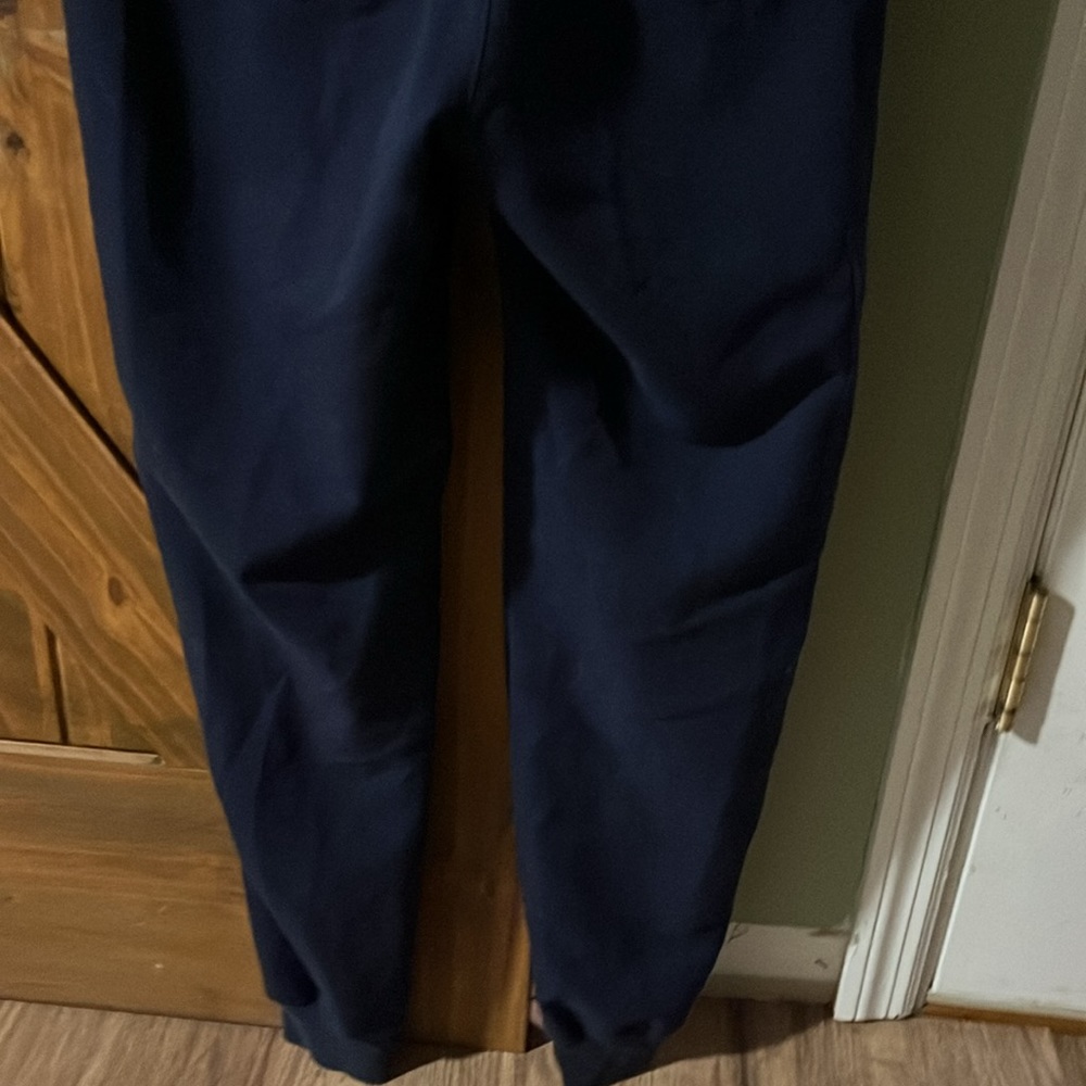 Navy Figs Scrubs XXS Like New - Picture 5 of 6